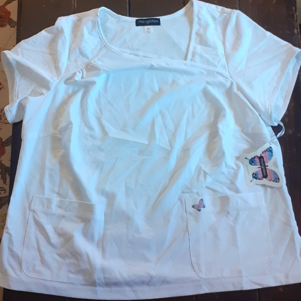 Mariposa White butterfly Scrub Top 2X w/ pockets